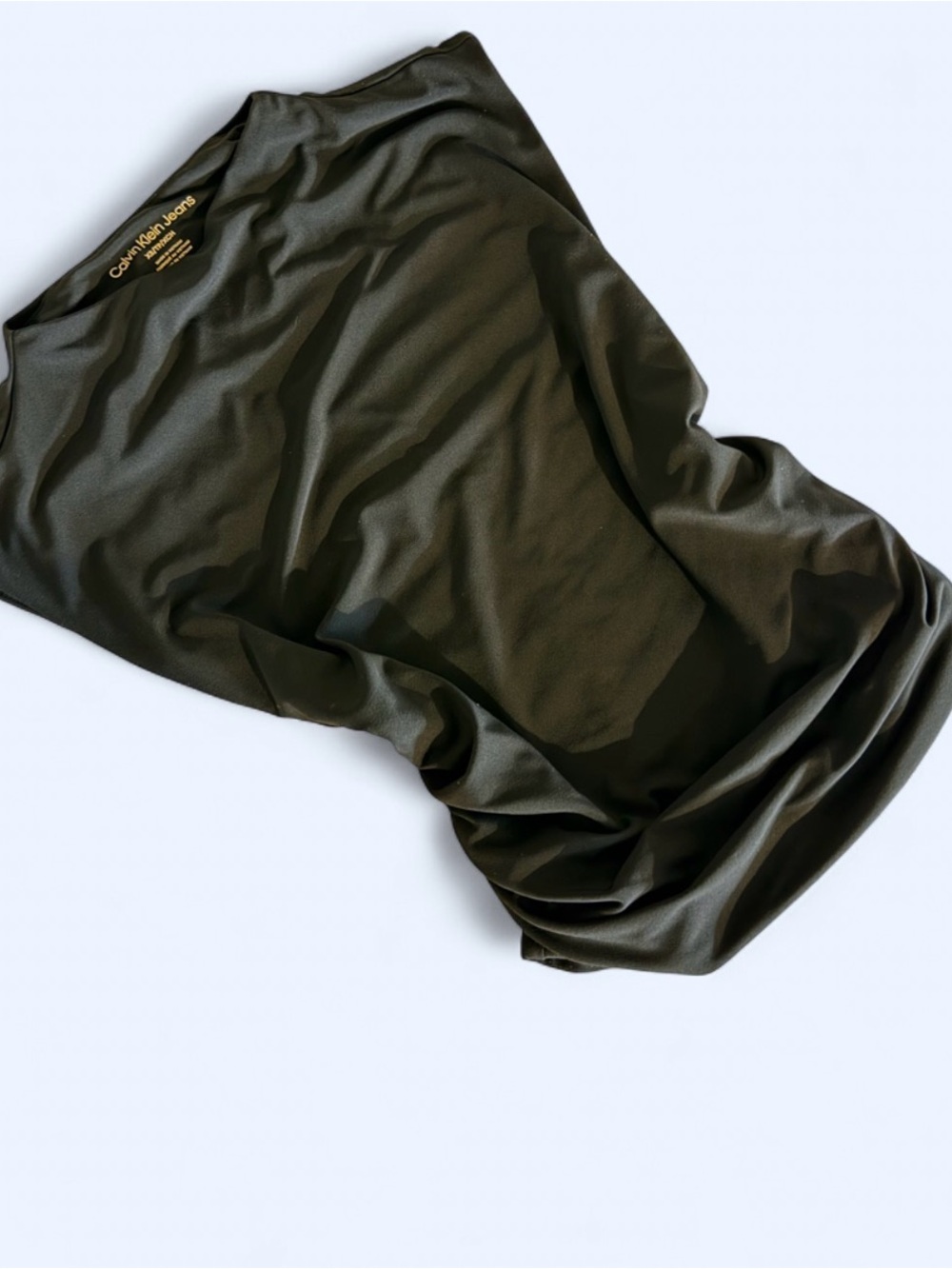 Women’s black top.